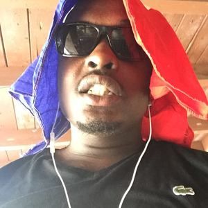 Meet your Posher, Zoe